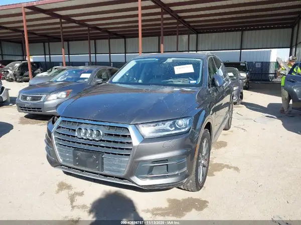 WA1AHAF7XKD020995 2019 AUDI Q7 - Image 2