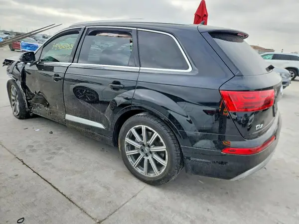 WA1AHAF7XKD021886 2019 AUDI Q7 - Image 2