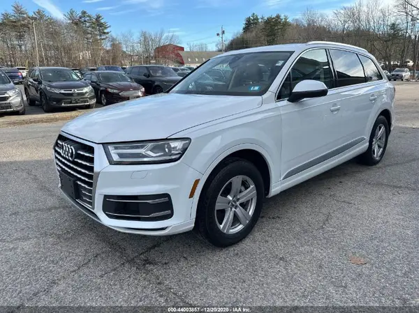WA1AHBF7XJD045545 2018 AUDI Q7 - Image 2