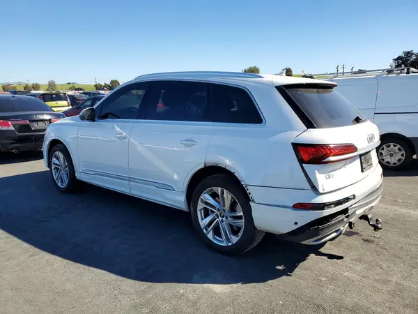 WA1AJAF70MD030250 2021 AUDI Q7 - Image 2