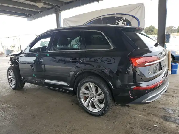 WA1AJAF71MD011240 2021 AUDI Q7 - Image 2
