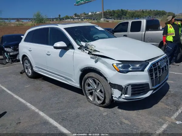 WA1AJAF72MD019010 2021 AUDI Q7 - Image 1