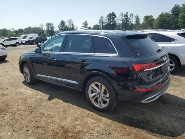 WA1AJAF74MD024421 2021 AUDI Q7 - Image 2