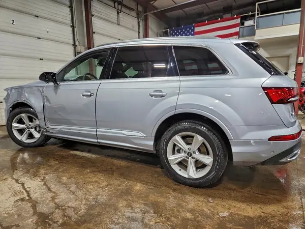 WA1AJAF74MD033829 2021 AUDI Q7 - Image 2
