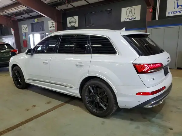 WA1AJAF79MD010062 2021 AUDI Q7 - Image 2