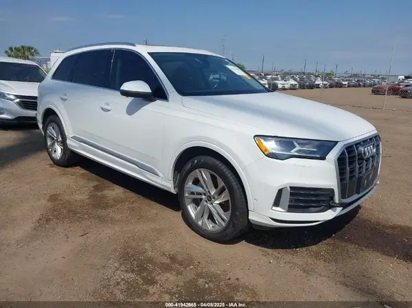 WA1AJAF7XMD030398 2021 AUDI Q7 - Image 1