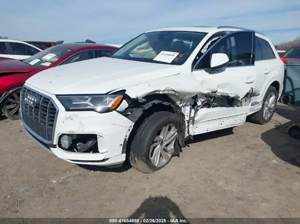 WA1AJAF7XMD037237 2021 AUDI Q7 - Image 2