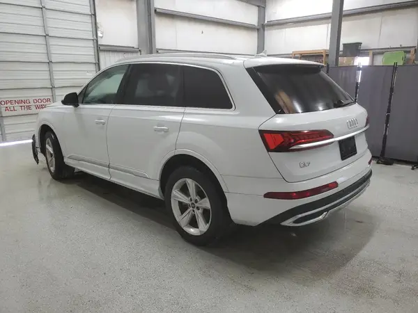 WA1AJBF70ND008773 2022 AUDI Q7 - Image 2