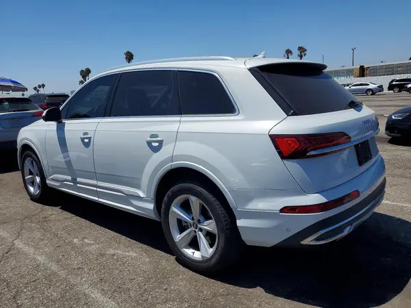 WA1AJBF75ND012138 2022 AUDI Q7 - Image 2