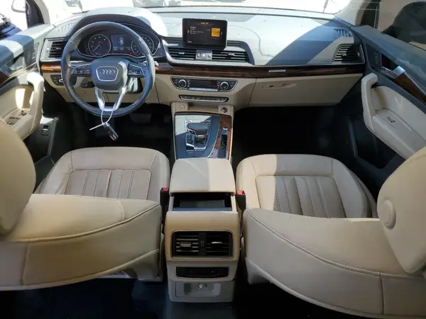 WA1ANAFY0J2001982 2018 AUDI Q5 - Image 8