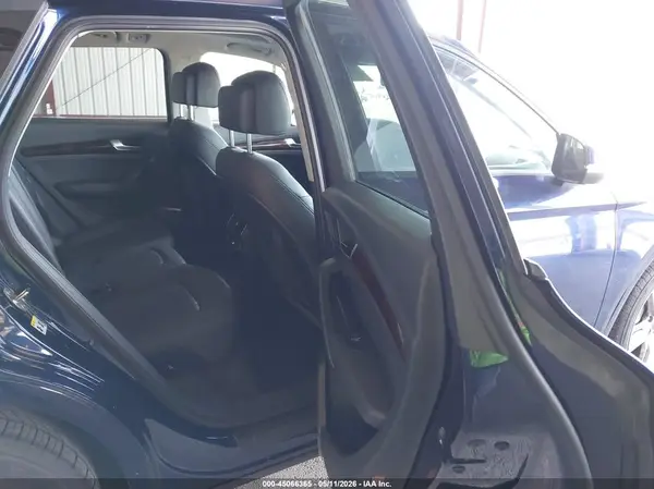 WA1ANAFY0J2005336 2018 AUDI Q5 - Image 8