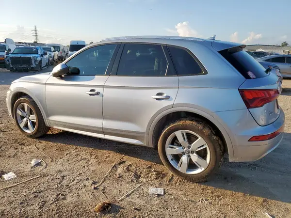 WA1ANAFY0J2011959 2018 AUDI Q5 - Image 2