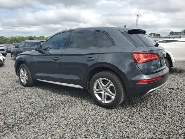 WA1ANAFY0J2018216 2018 AUDI Q5 - Image 2