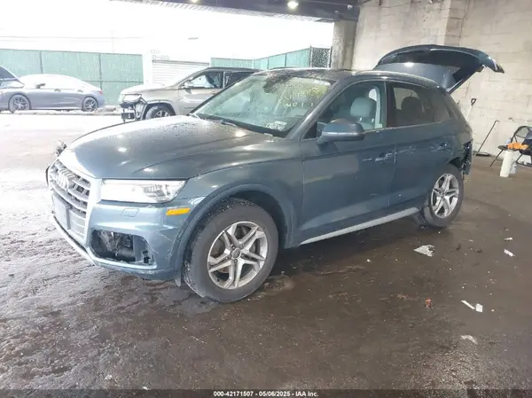 WA1ANAFY0J2034450 2018 AUDI Q5 - Image 2