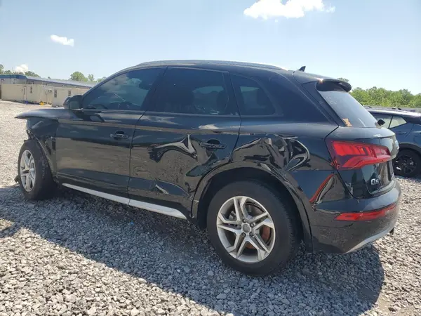 WA1ANAFY0J2040684 2018 AUDI Q5 - Image 2