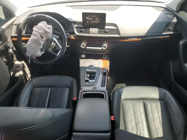 WA1ANAFY0J2040684 2018 AUDI Q5 - Image 8