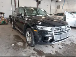WA1ANAFY0J2124360 2018 AUDI Q5