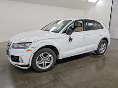 WA1ANAFY0J2130871 2018 AUDI Q5