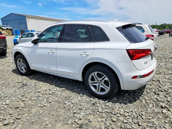 WA1ANAFY0J2173865 2018 AUDI Q5 - Image 2