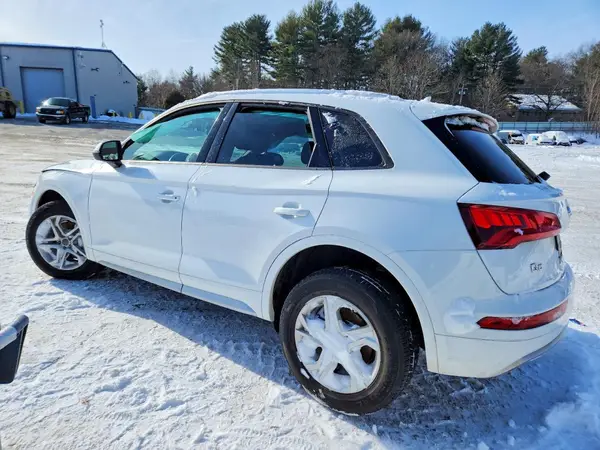 WA1ANAFY0J2181383 2018 AUDI Q5 - Image 2