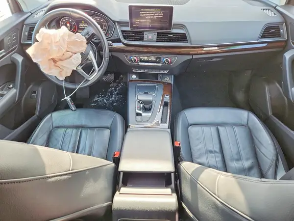 WA1ANAFY0J2181383 2018 AUDI Q5 - Image 8