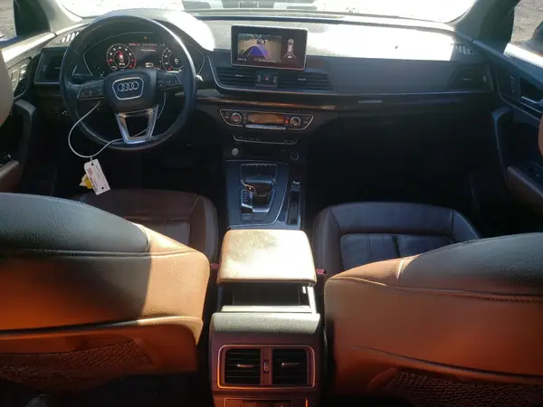 WA1ANAFY0J2182002 2018 AUDI Q5 - Image 8