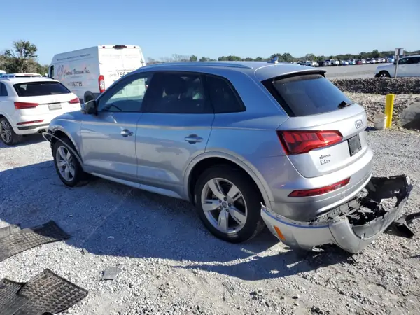 WA1ANAFY0J2194263 2018 AUDI Q5 - Image 2