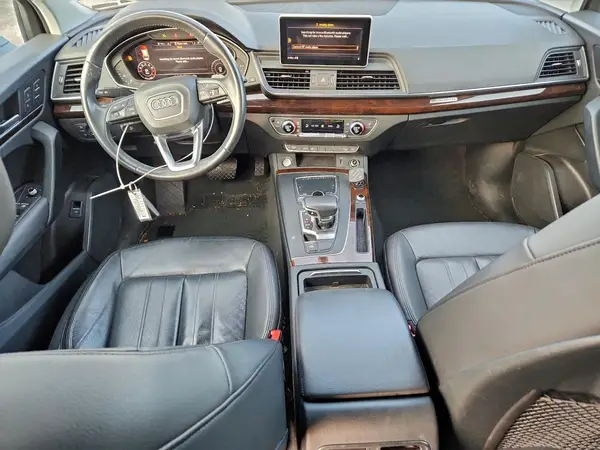WA1ANAFY0J2218352 2018 AUDI Q5 - Image 8