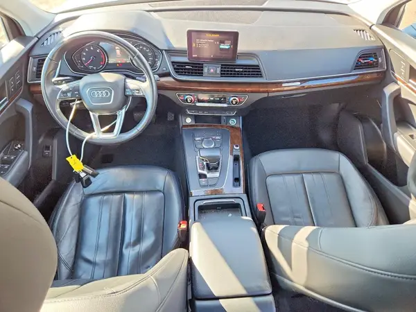 WA1ANAFY0K2028486 2019 AUDI Q5 - Image 8