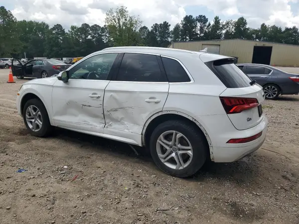 WA1ANAFY0K2063903 2019 AUDI Q5 - Image 2