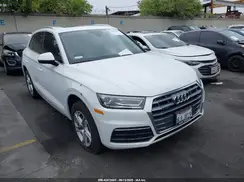 WA1ANAFY0K2072083 2019 AUDI Q5