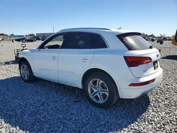 WA1ANAFY0K2079969 2019 AUDI Q5 - Image 2