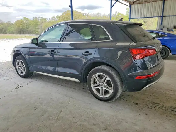 WA1ANAFY0K2087800 2019 AUDI Q5 - Image 2