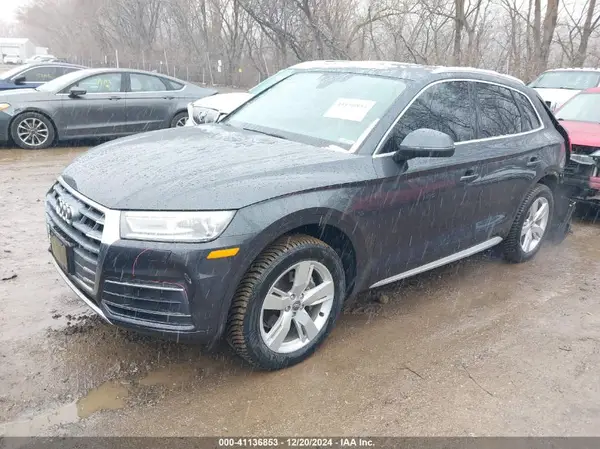 WA1ANAFY0K2112288 2019 AUDI Q5 - Image 2