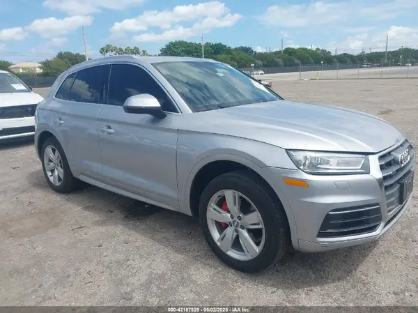 WA1ANAFY0K2124702 2019 AUDI Q5 - Image 1