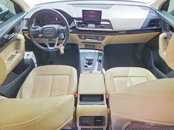 WA1ANAFY0K2129303 2019 AUDI Q5 - Image 8