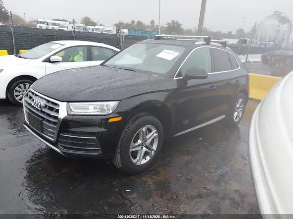 WA1ANAFY0K2130953 2019 AUDI Q5 - Image 2