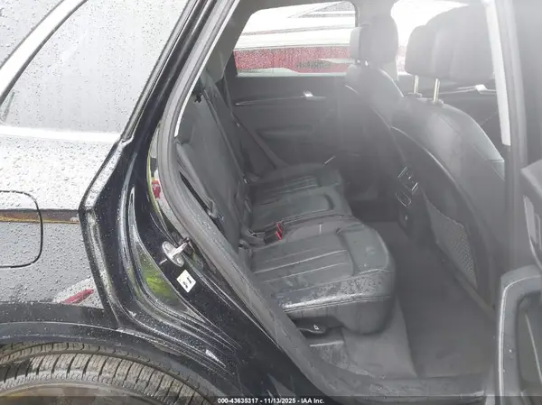 WA1ANAFY0K2130953 2019 AUDI Q5 - Image 8