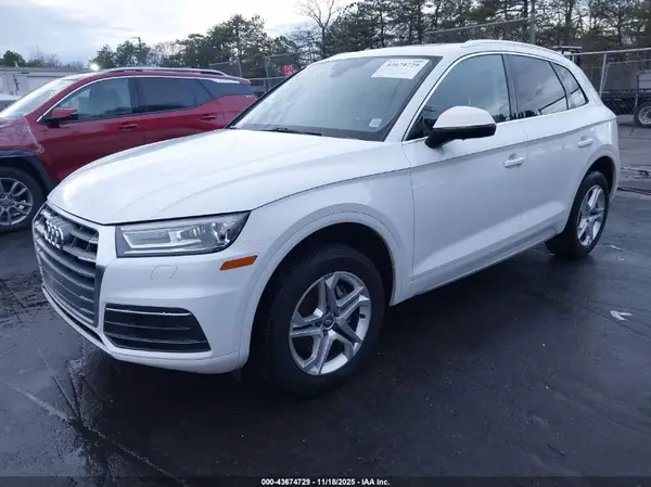 WA1ANAFY0K2133139 2019 AUDI Q5 - Image 2