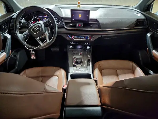 WA1ANAFY0K2136753 2019 AUDI Q5 - Image 8