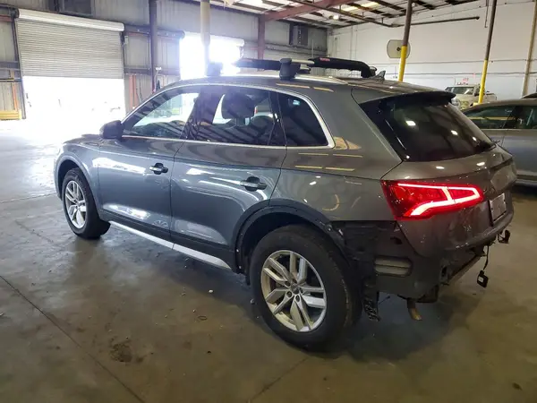 WA1ANAFY0L2005923 2020 AUDI Q5 - Image 2