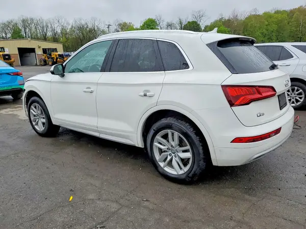 WA1ANAFY0L2033348 2020 AUDI Q5 - Image 2