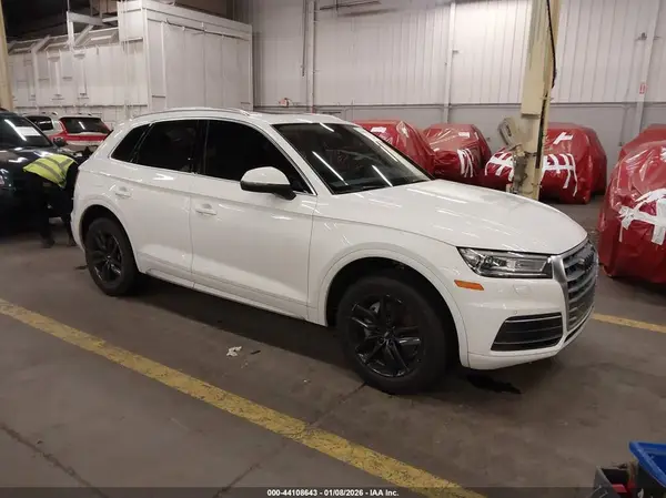 WA1ANAFY0L2043085 2020 AUDI Q5 - Image 1