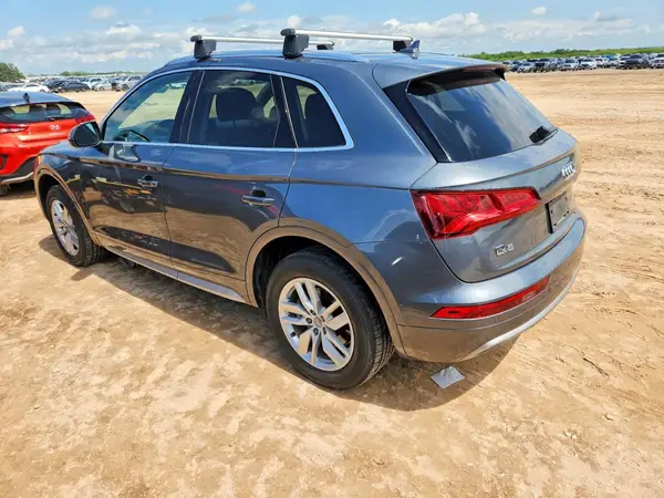 WA1ANAFY0L2058993 2020 AUDI Q5 - Image 2