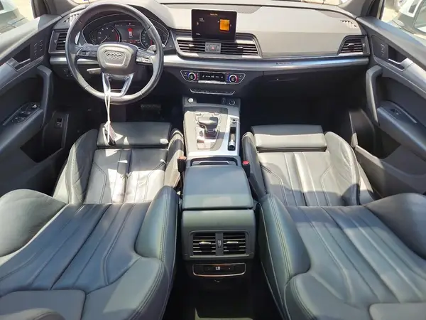 WA1ANAFY0L2106976 2020 AUDI Q5 - Image 8