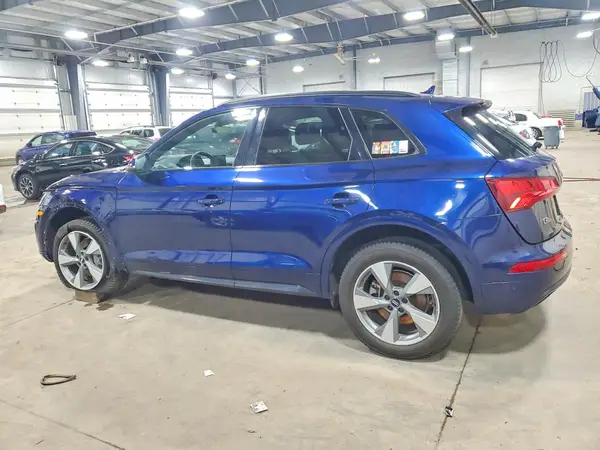 WA1ANAFY0L2114639 2020 AUDI Q5 - Image 2
