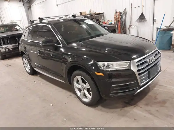 WA1ANAFY0L2114964 2020 AUDI Q5 - Image 1