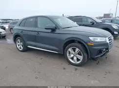 WA1ANAFY1J2000419 2018 AUDI Q5