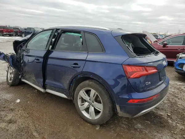 WA1ANAFY1J2001828 2018 AUDI Q5 - Image 2