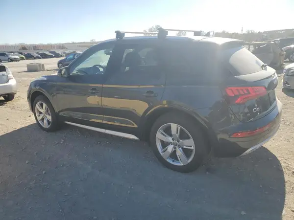 WA1ANAFY1J2004227 2018 AUDI Q5 - Image 2